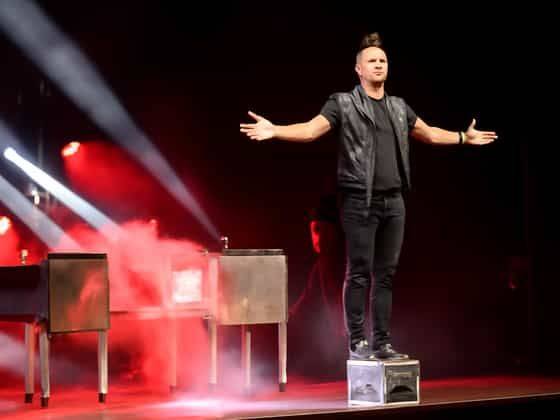 Magic Rocks: Leon Etienne